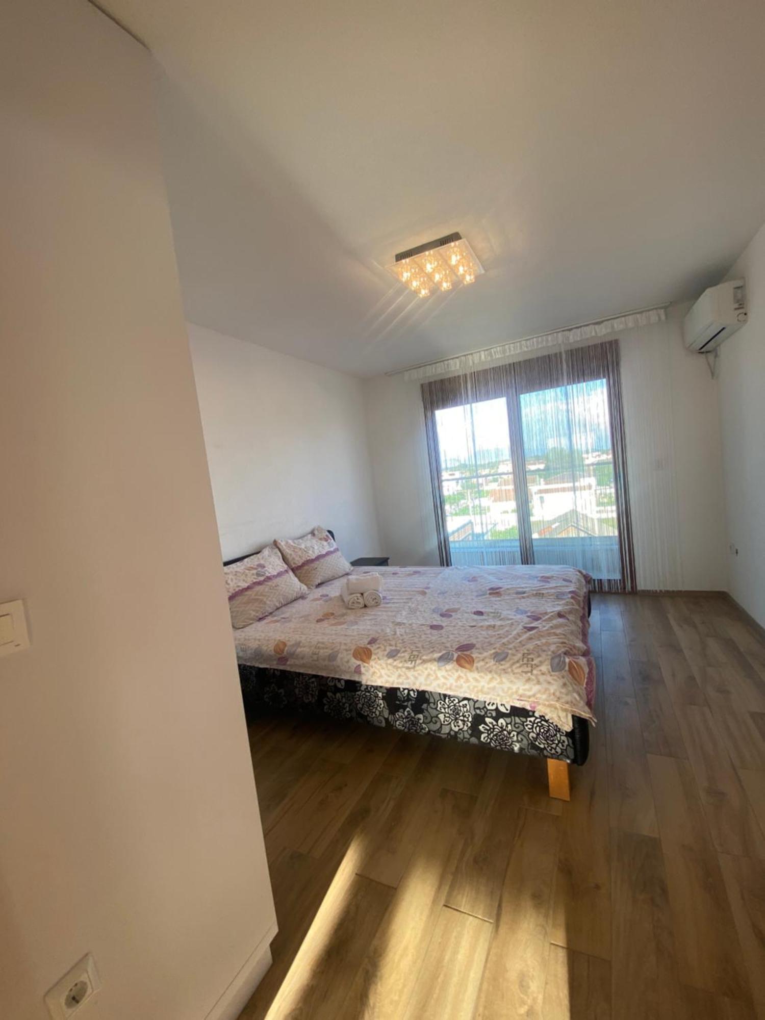 Villa Leona Palushaj Donji Stoj Exteriör bild