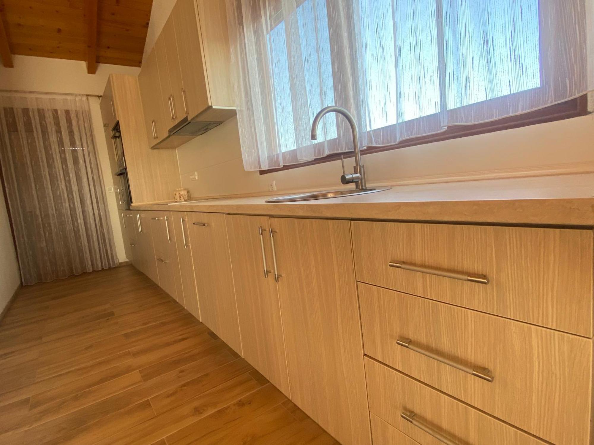 Villa Leona Palushaj Donji Stoj Exteriör bild